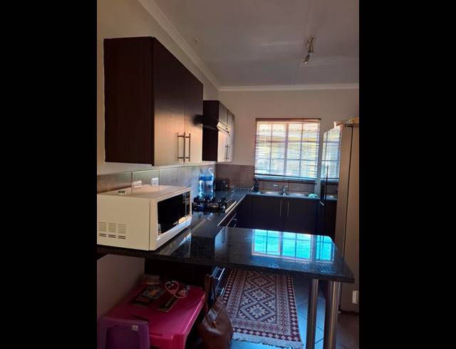 2 BEDROOM PROPERTY TO RENT IN THE REEDS